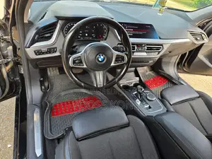 BMW 1 Series 2019 Noir