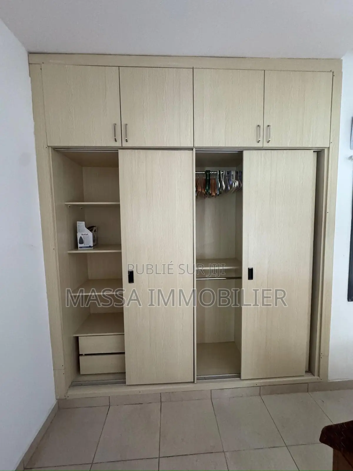 Furnished 2chbre Appartement dans Massa Immobilier, Cocody à Louer