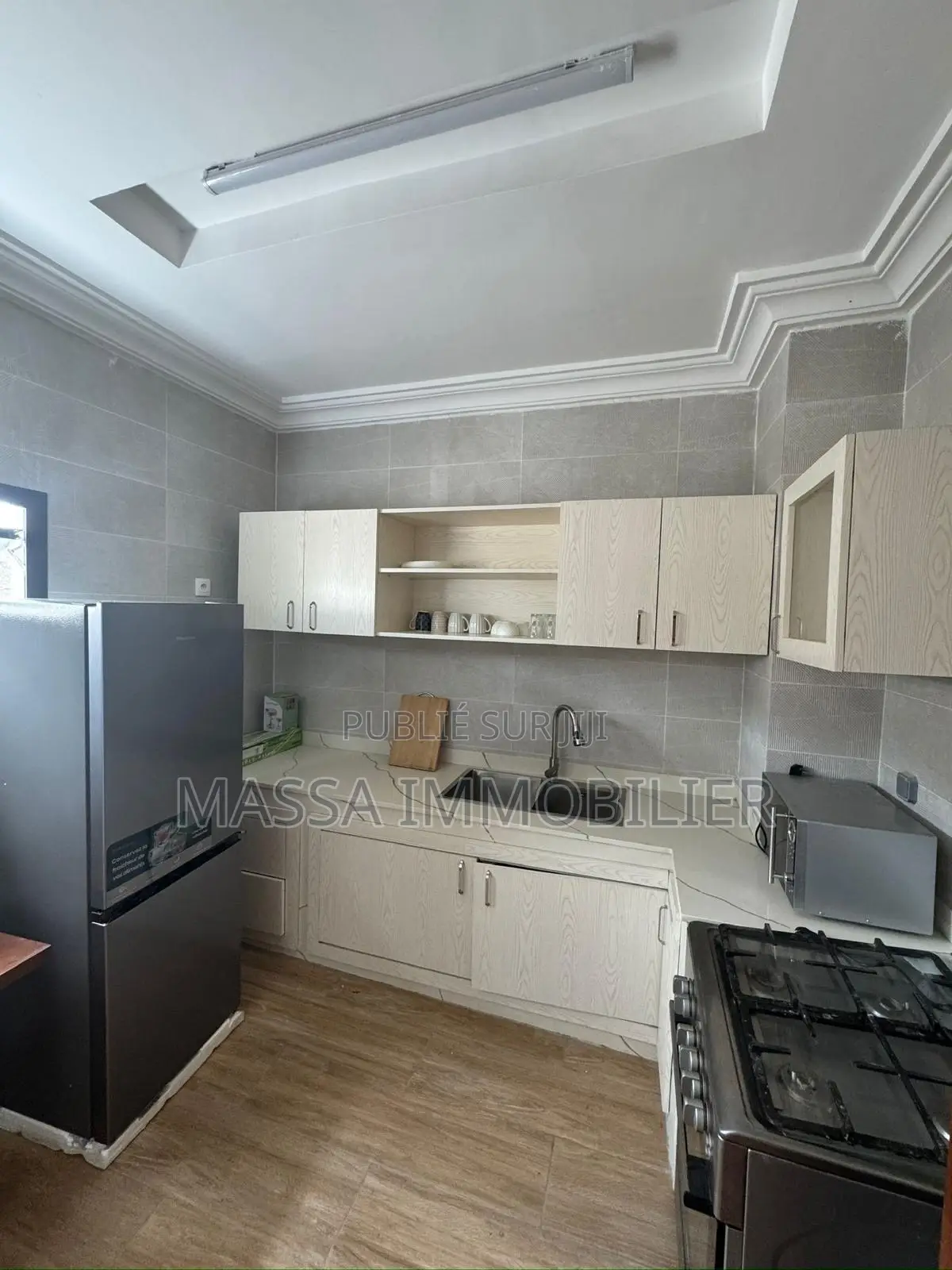 Furnished 2chbre Appartement dans Massa Immobilier, Cocody à Louer