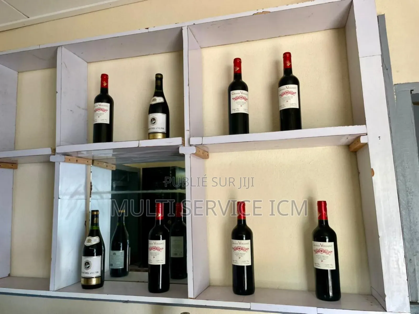 Un Hôtel Avec Restaurant Et Piscine en Bordure De Mer À Jacqueville.