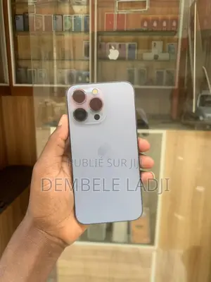 Apple iPhone 13 128 GB Bleu