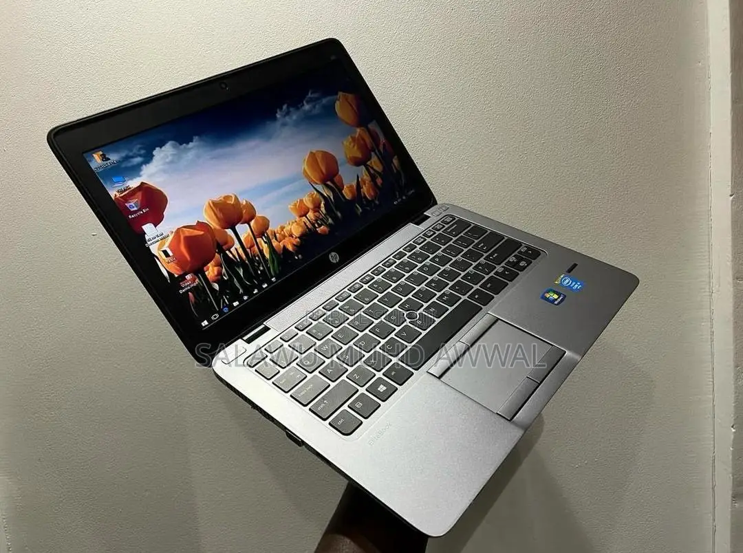 Nouveau HP EliteBook 820 G2 8GB Intel Core i5 HDD 500GB