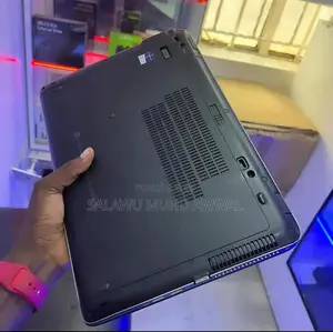 Nouveau HP EliteBook 840 G2 12GB Intel Core i5 HDD 500GB