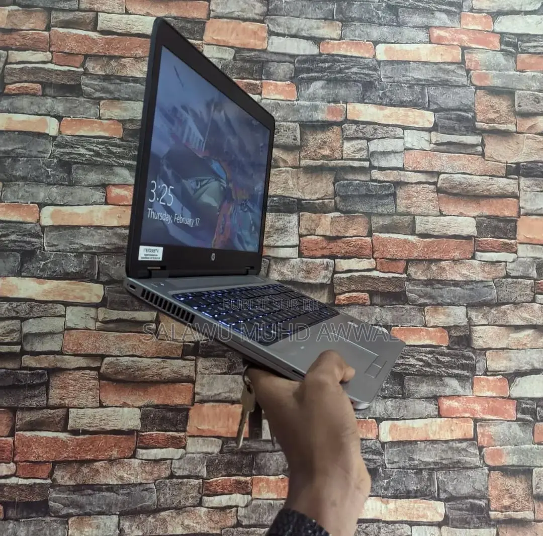 Nouveau Ordinateur portable HP 650 G2 8GB Intel Core i5 HDD 500GB