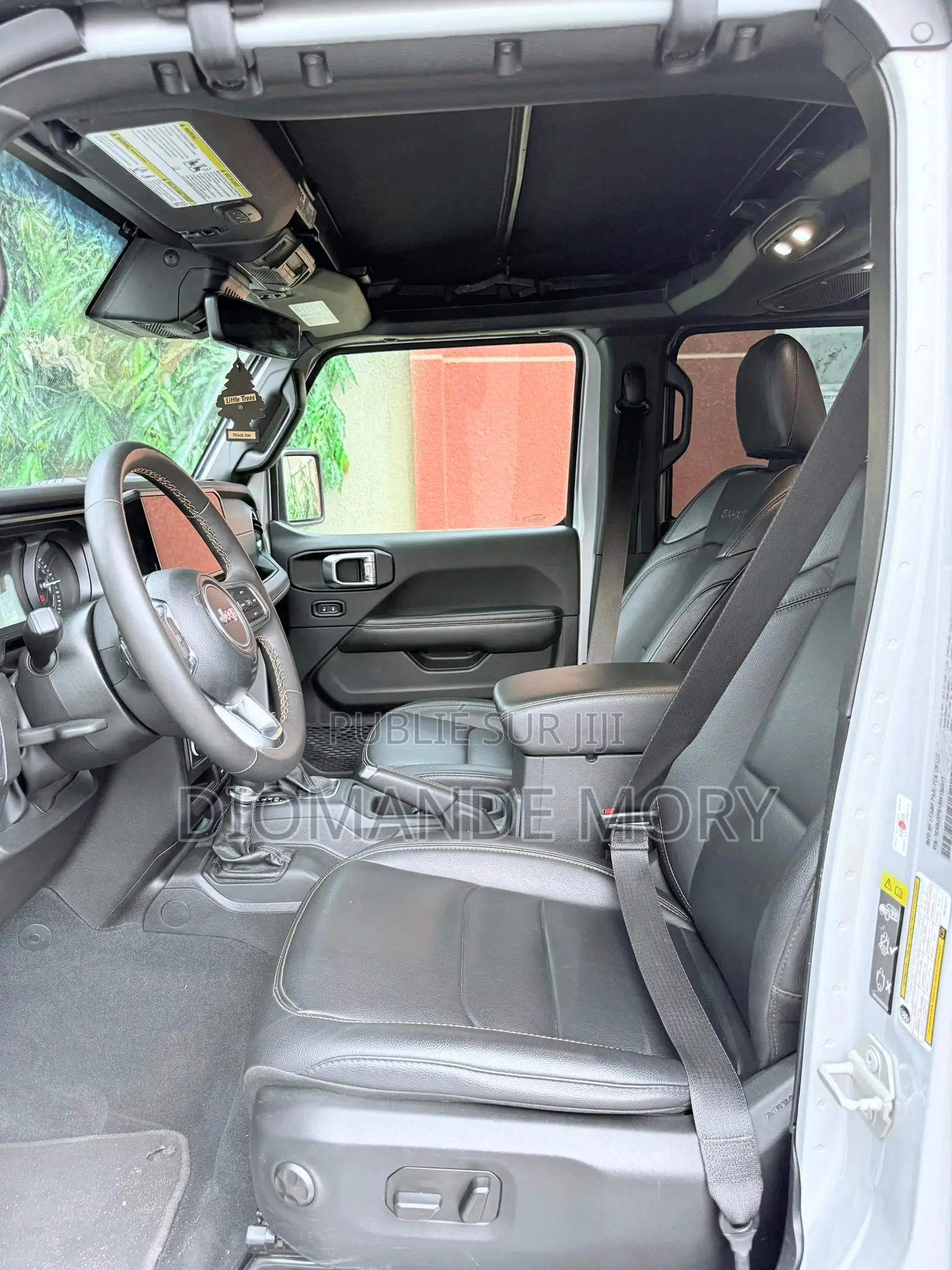 Jeep Wrangler Sahara 4 Door 4x4 2025 Gris