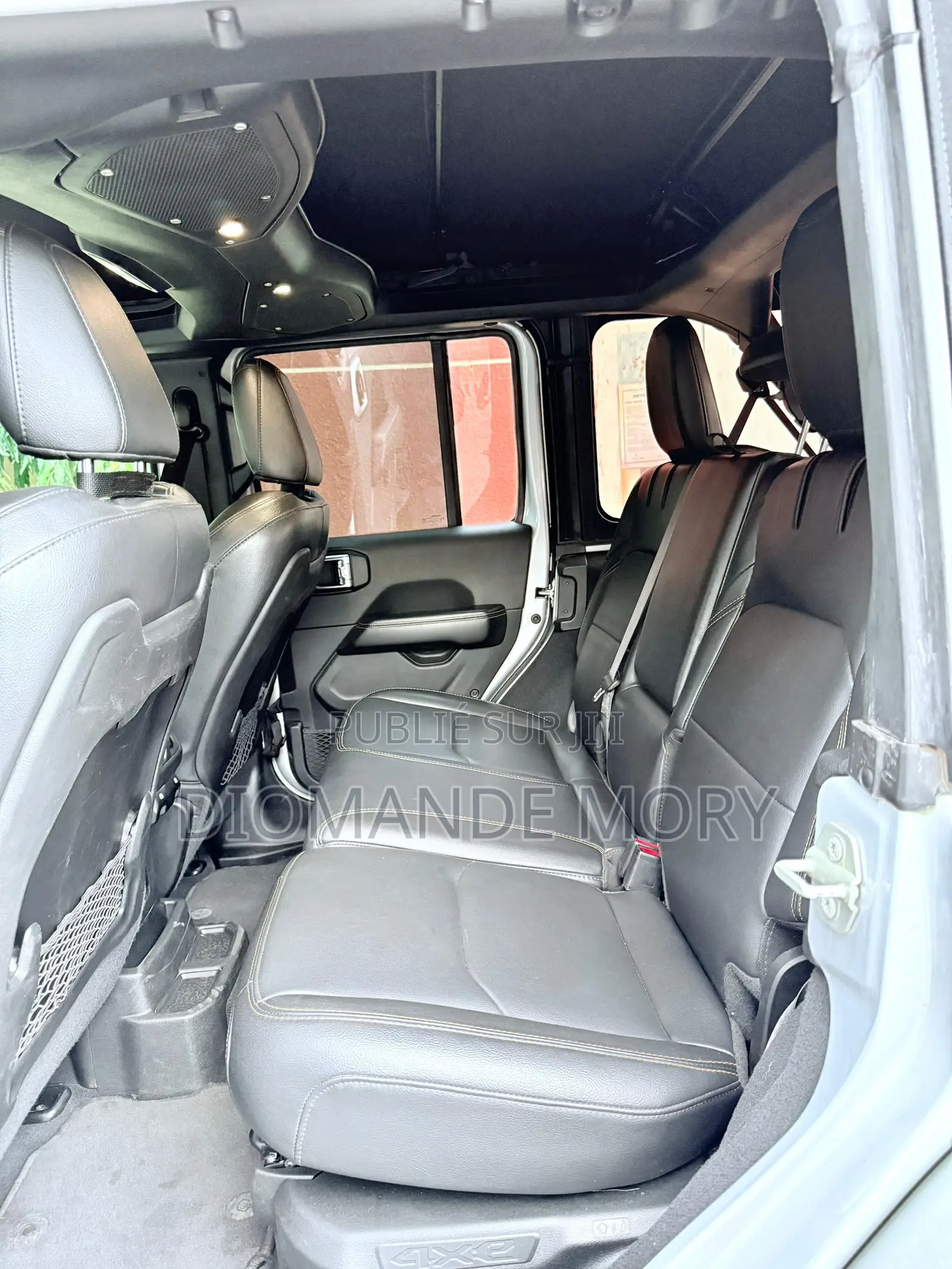 Jeep Wrangler Sahara 4 Door 4x4 2025 Gris