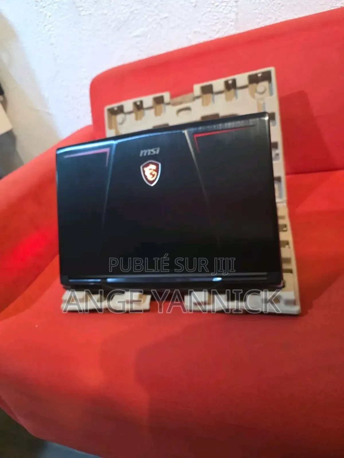 Nouveau Ordinateur portable MSI CR400 32GB Intel Core i7 SSD 1T