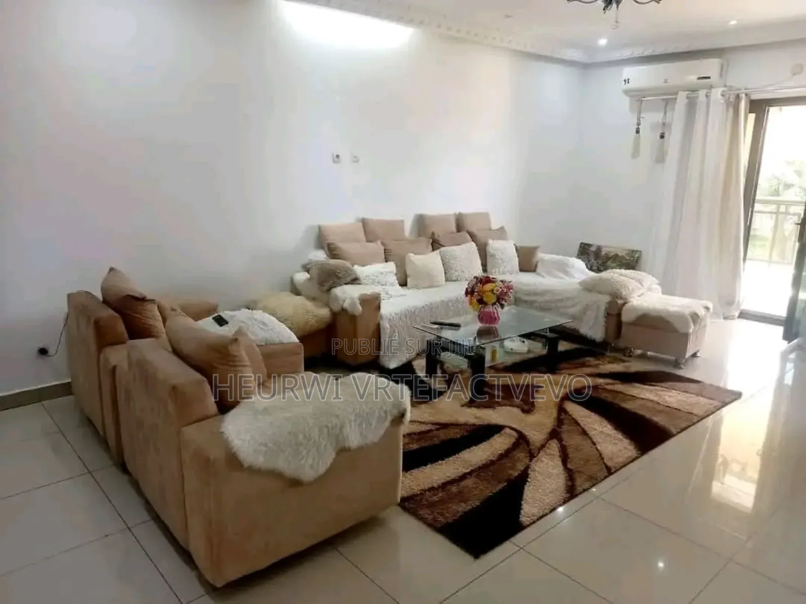 Furnished 5chbre Duplex dans Yozalem, Cocody à Vendre