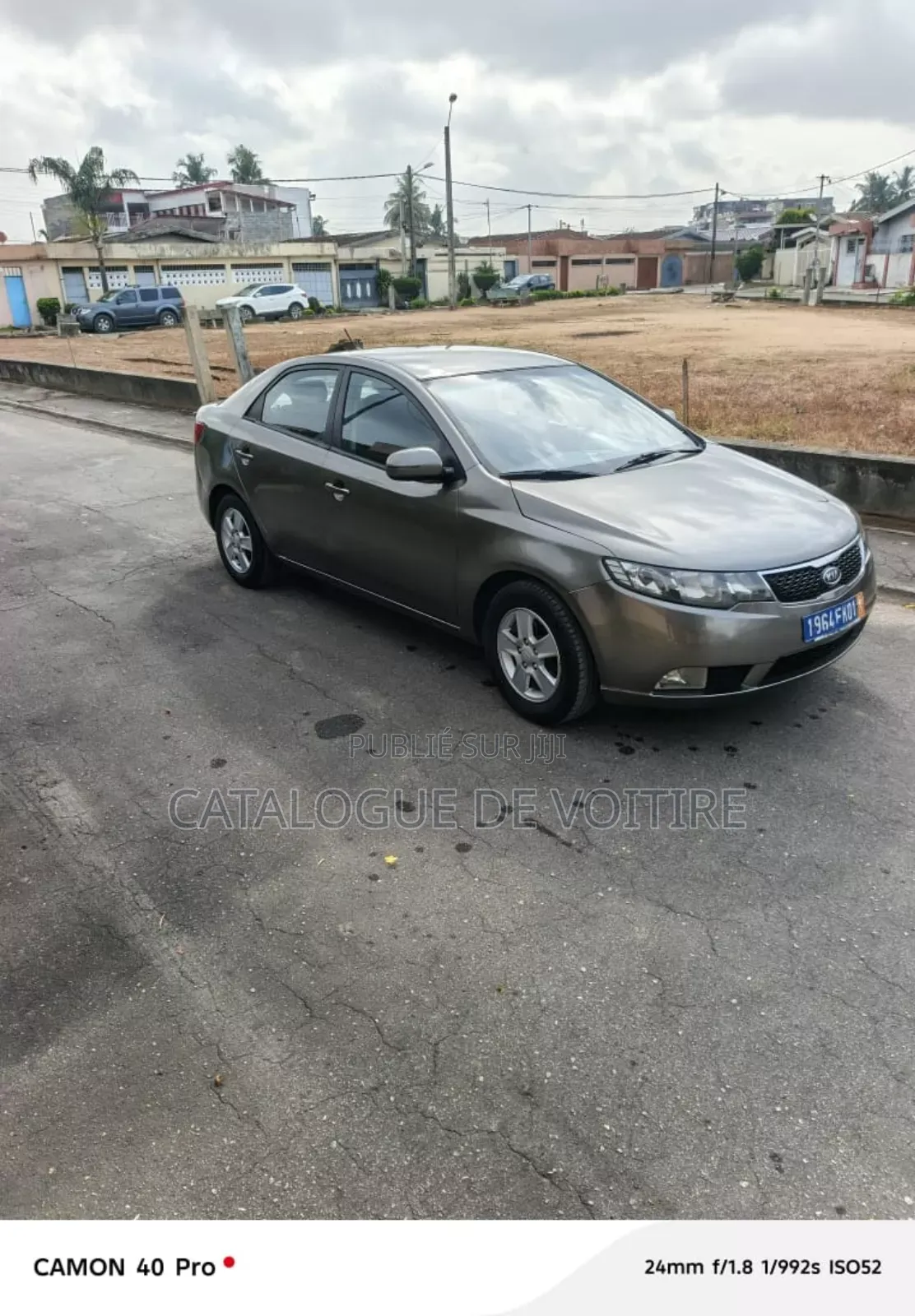 Kia Cerato 2011 Gris