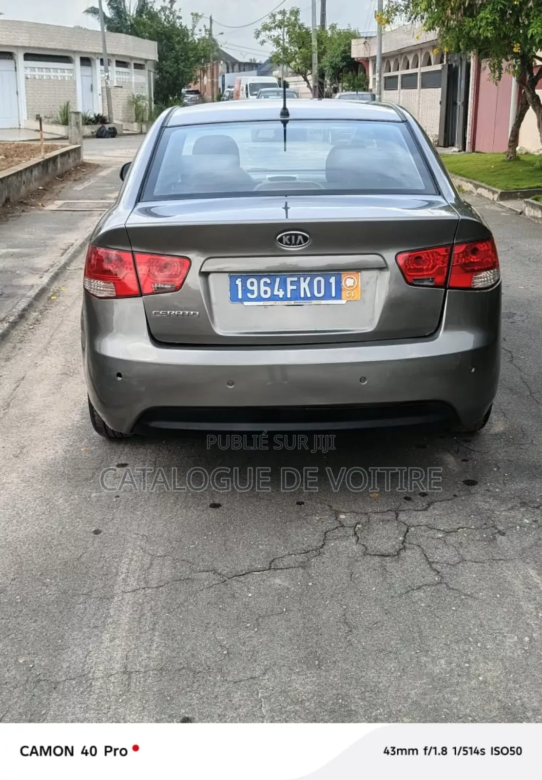 Kia Cerato 2011 Gris