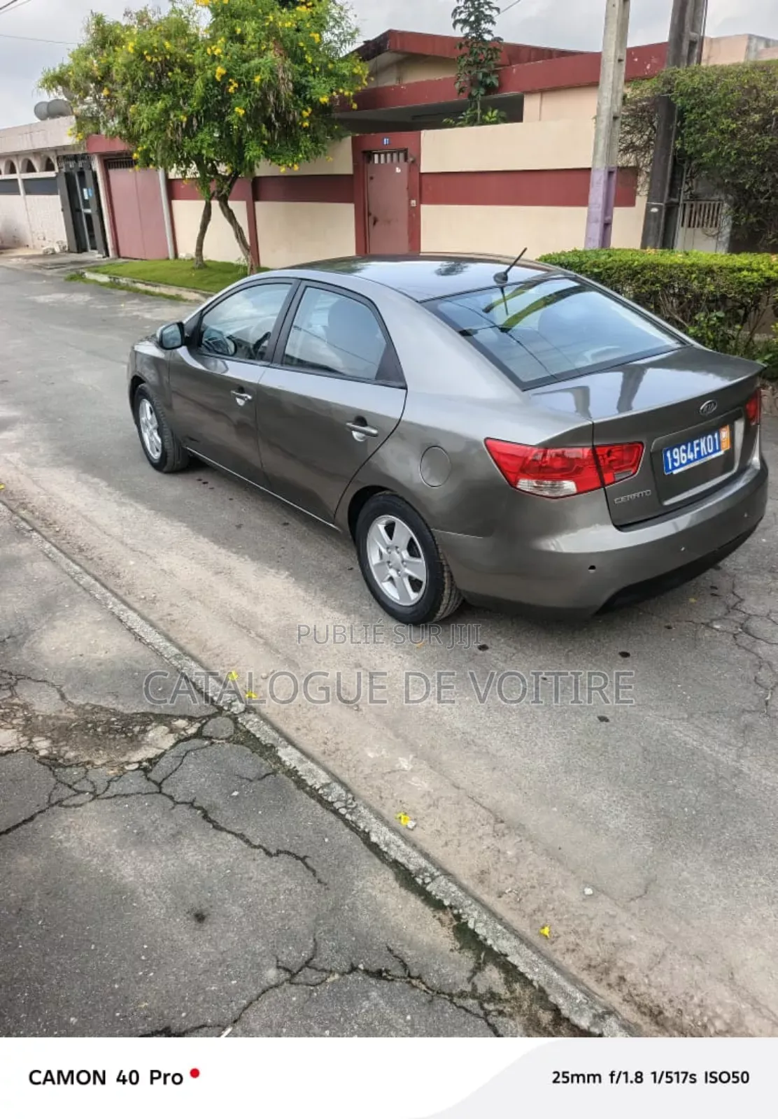 Kia Cerato 2011 Gris