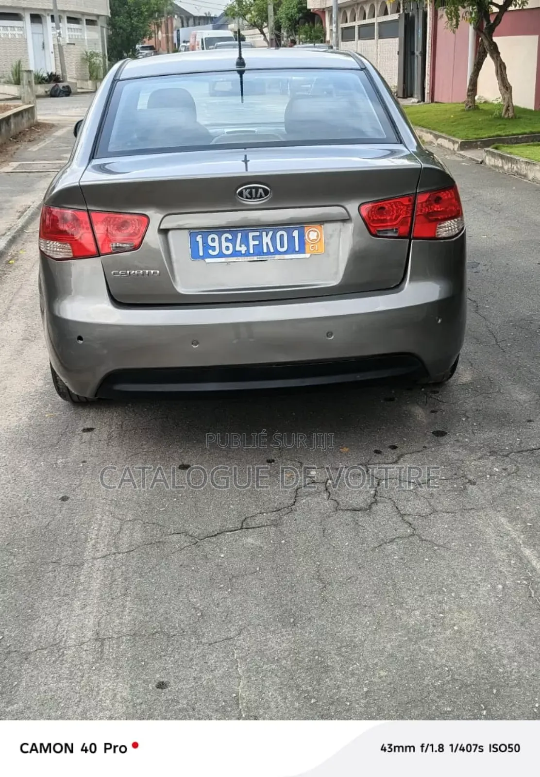 Kia Cerato 2011 Gris