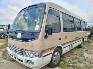 Toyota Sous-verre 2019 Doré