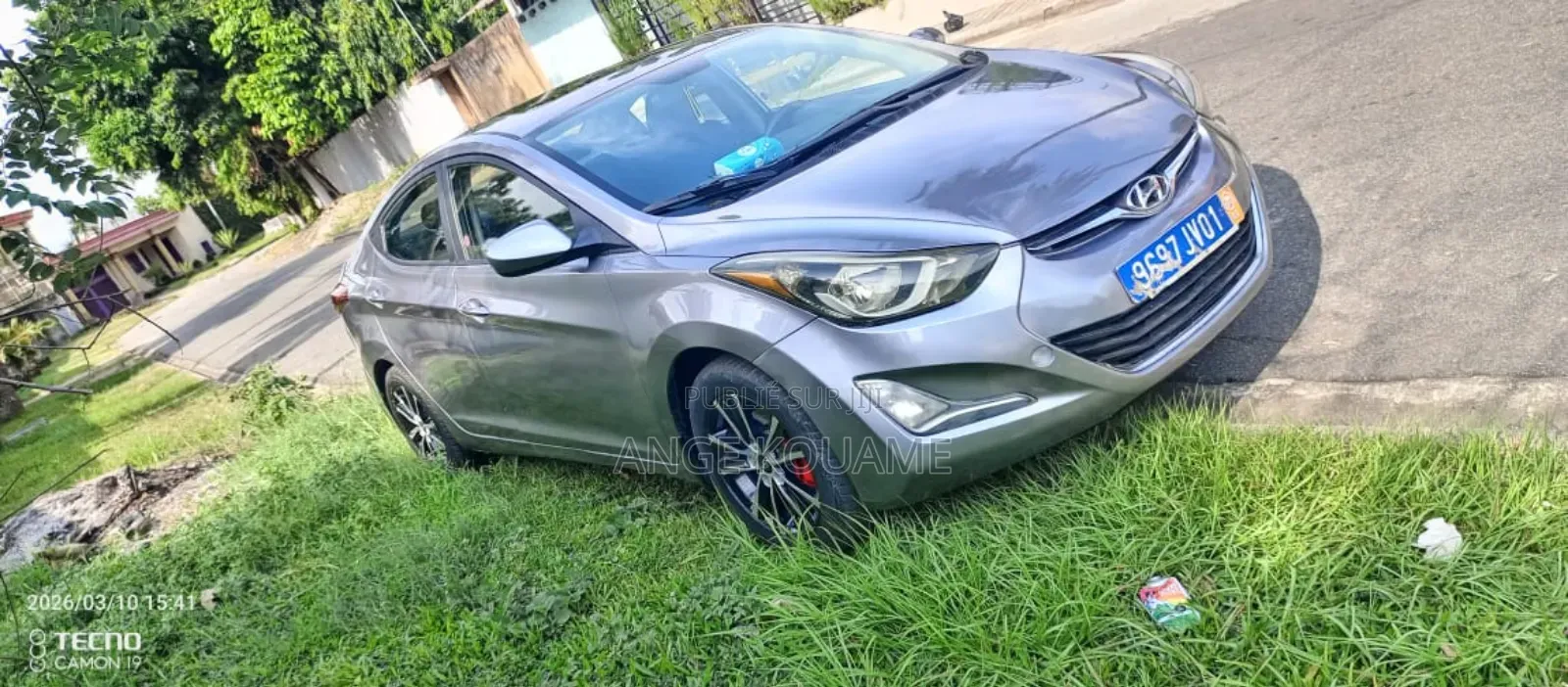 Hyundai Elantra 2016 Gris
