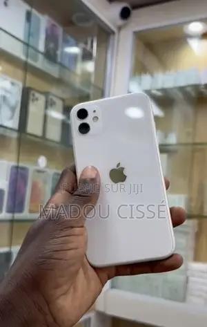 Nouveau Apple iPhone 11 128 GB Violet