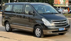 Hyundai H1 2.4 GLS 2012 Noir