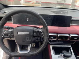 Jetour X70 Plus 2021 Blanc cassé