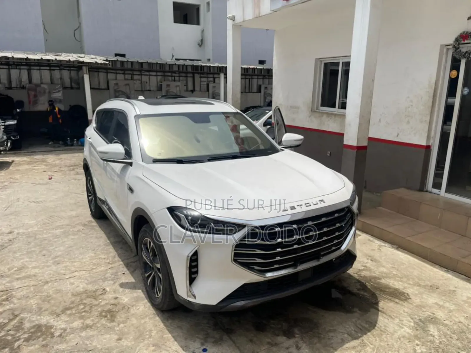 Jetour X70 Plus 2021 Blanc cassé