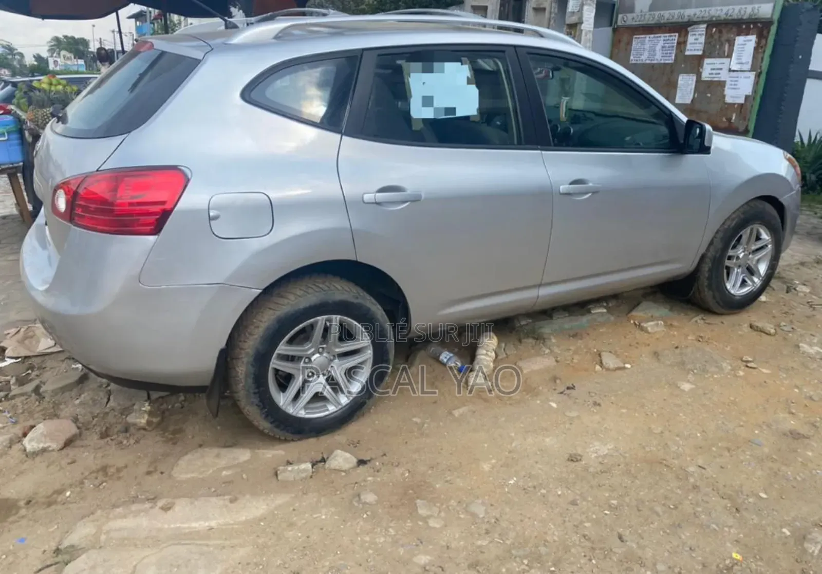 Nissan Rogue 2008 Blanc cassé