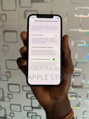 Nouveau Apple iPhone 12 64 GB Noir