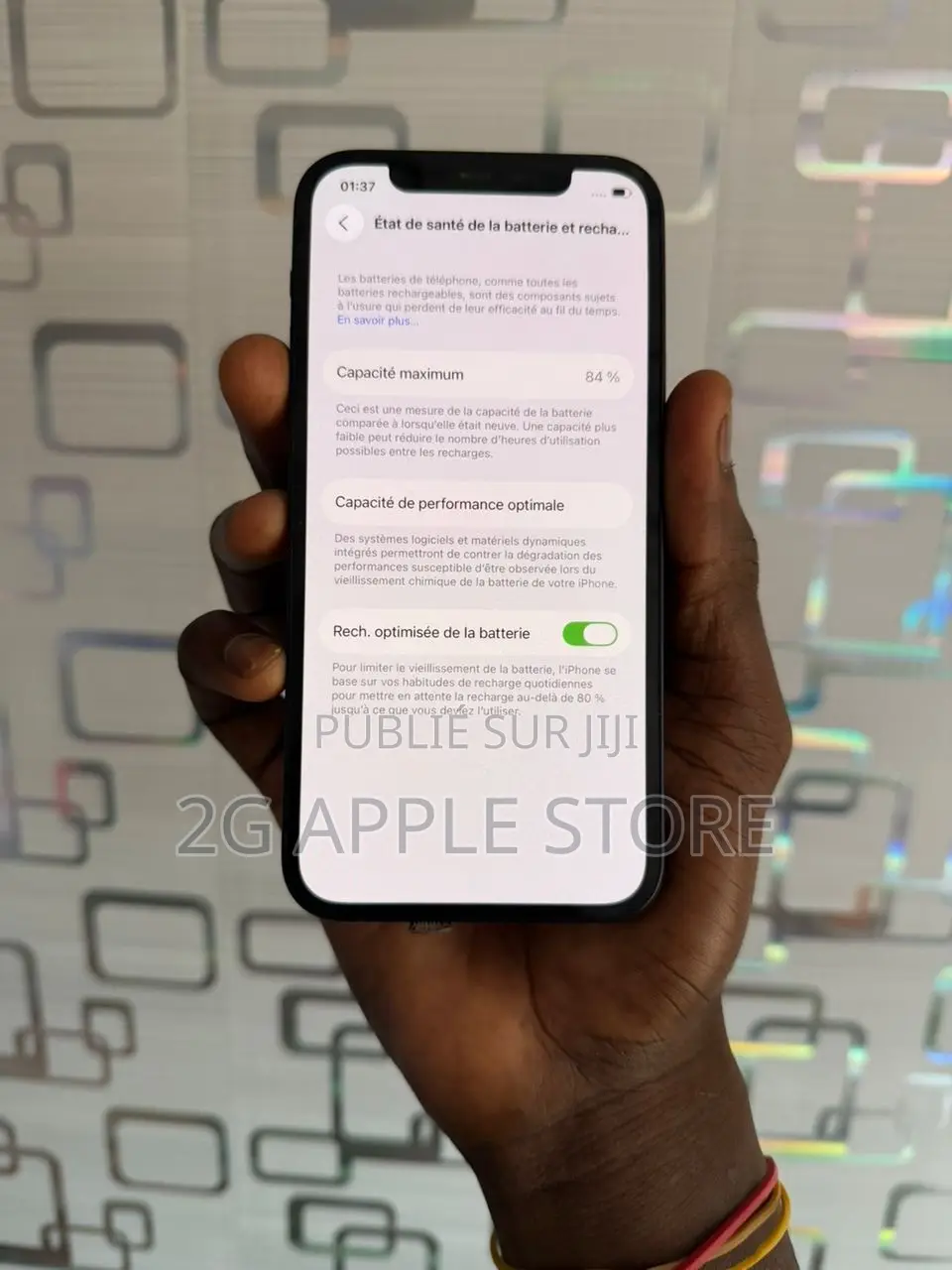 Nouveau Apple iPhone 12 64 GB Noir