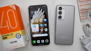 Nouveau Tecno Spark 40 Pro+ 256 GB Autre