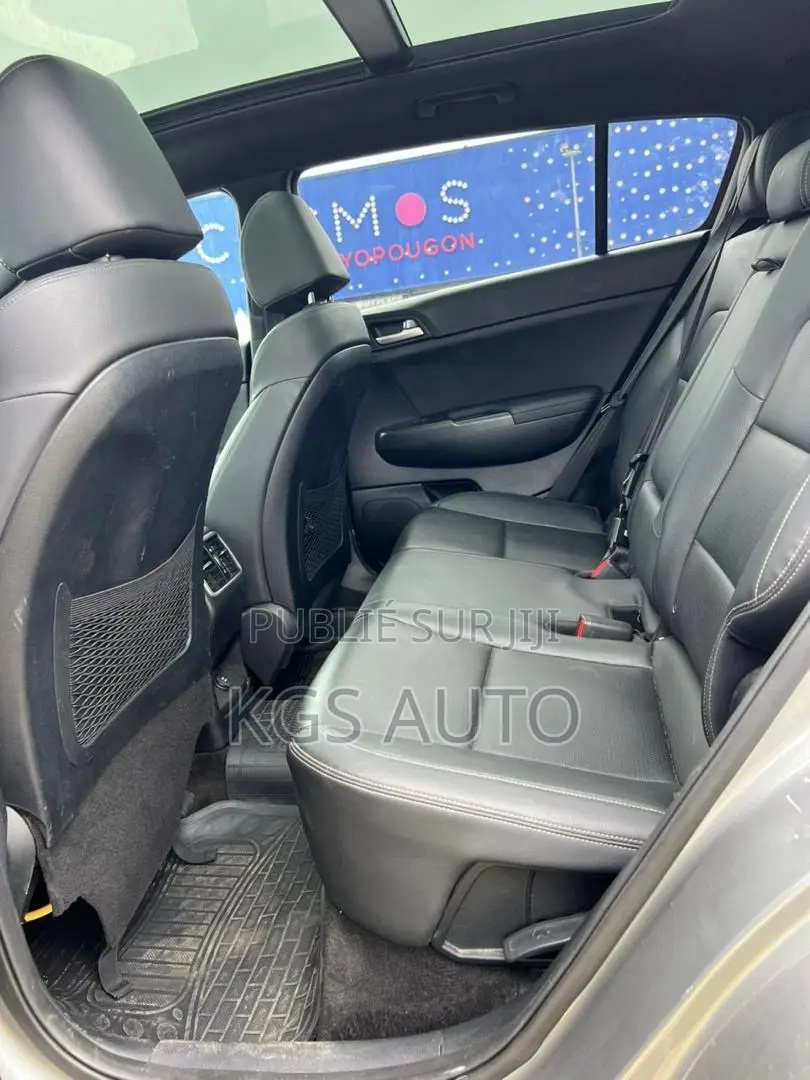 Kia Sportage LX FWD 2020 Gris