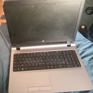 Ordinateur portable HP 14-dq2031tg 128GB Intel Core i5 SSD 512GB