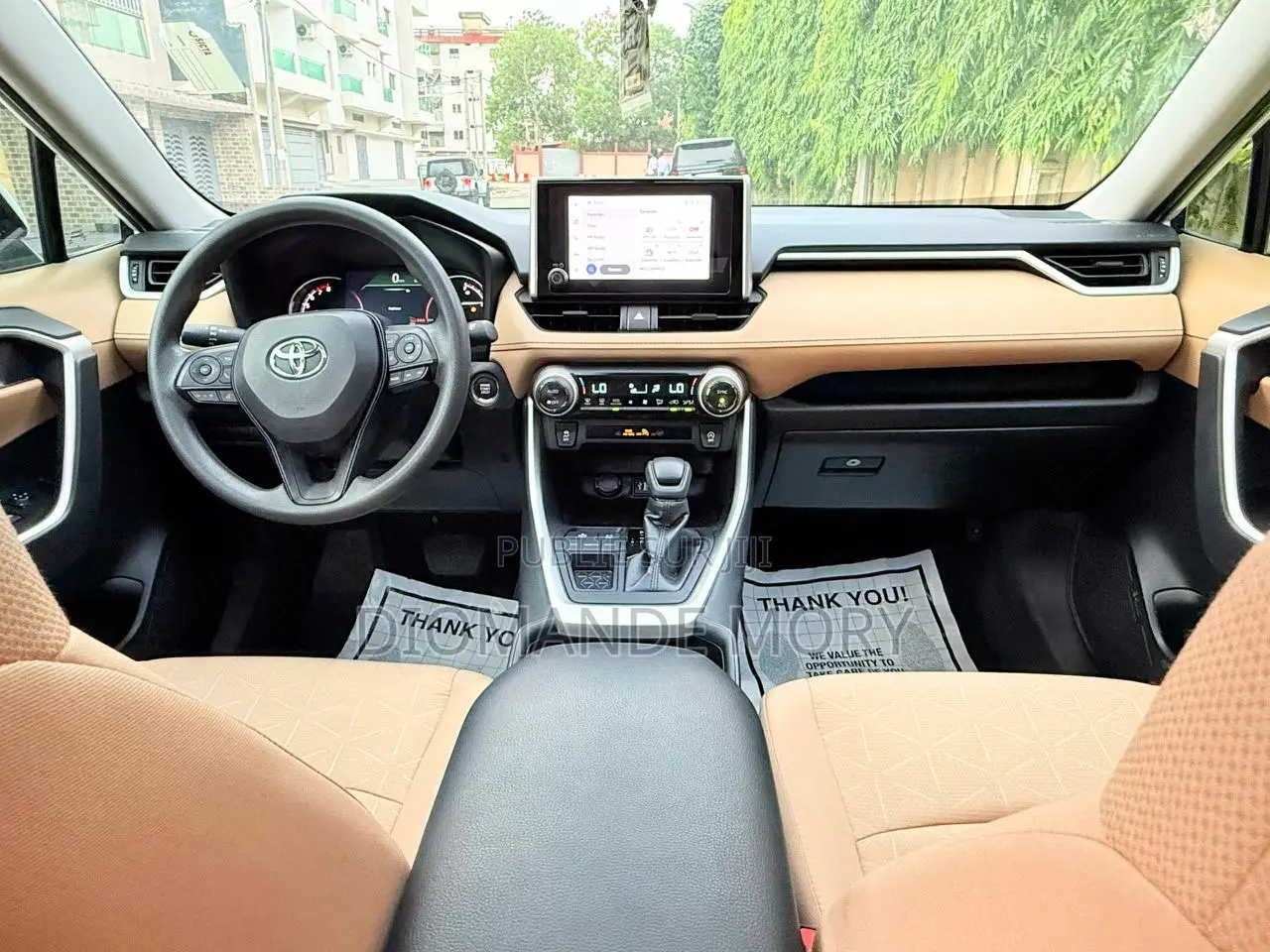 Toyota RAV4 XLE 2025 Blanc