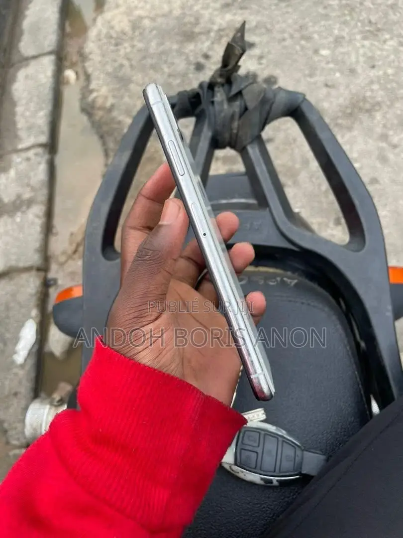 Apple iPhone XS Max 64 GB Blanc