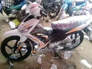 Nouveau Apsonic AP125-30 2017 Argenté