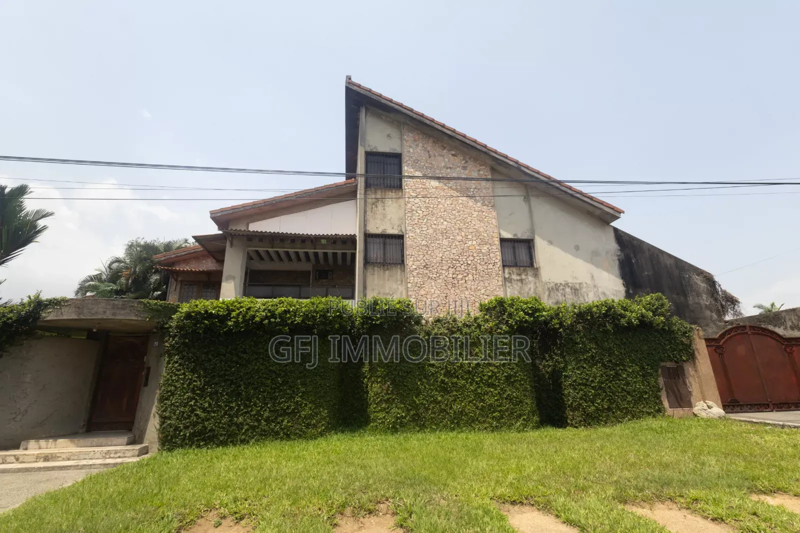 10chbre Duplex dans Francis Gweh, Cocody à Vendre