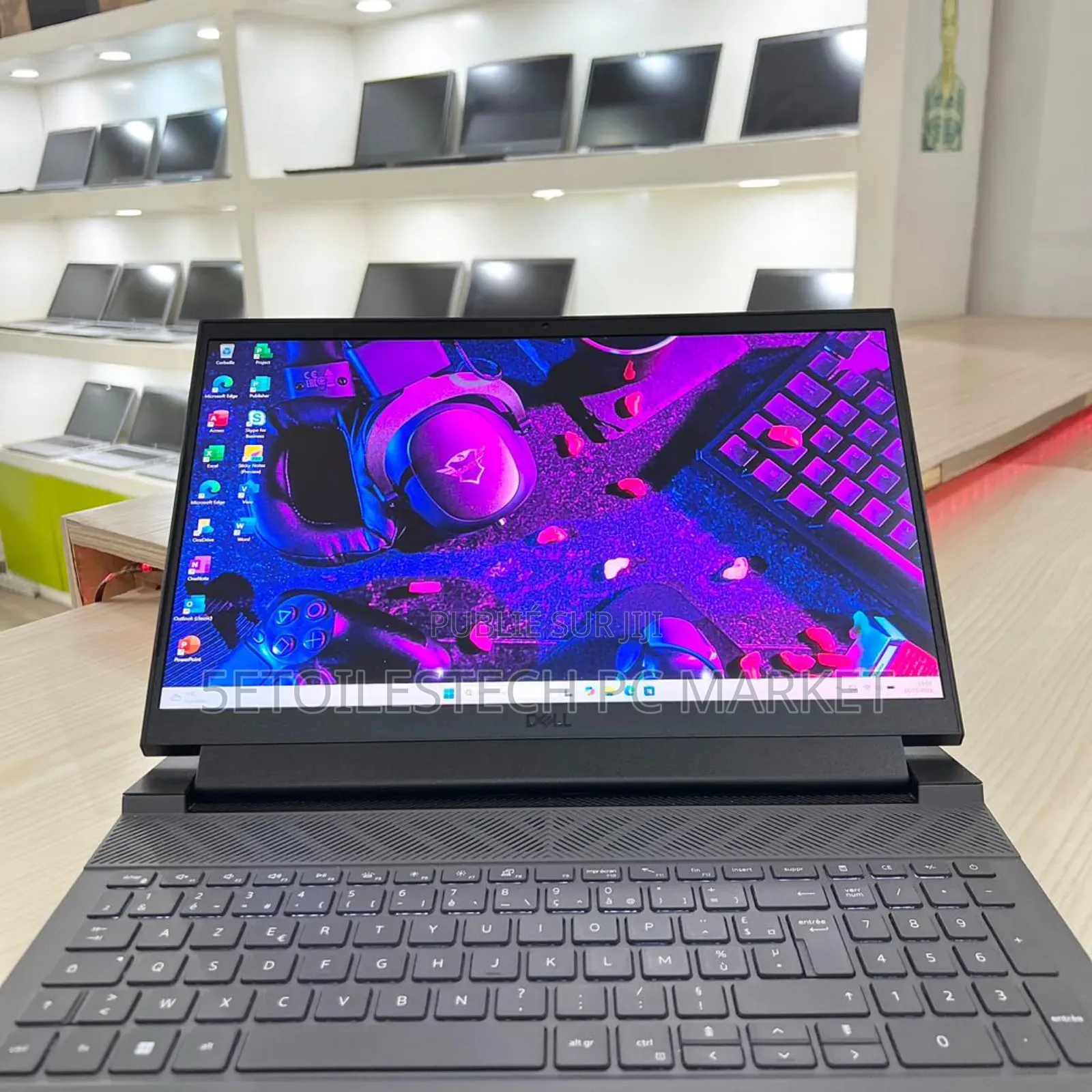 Nouveau Ordinateur portable Dell G15 5511 16GB Intel Core i7 SSD 1T