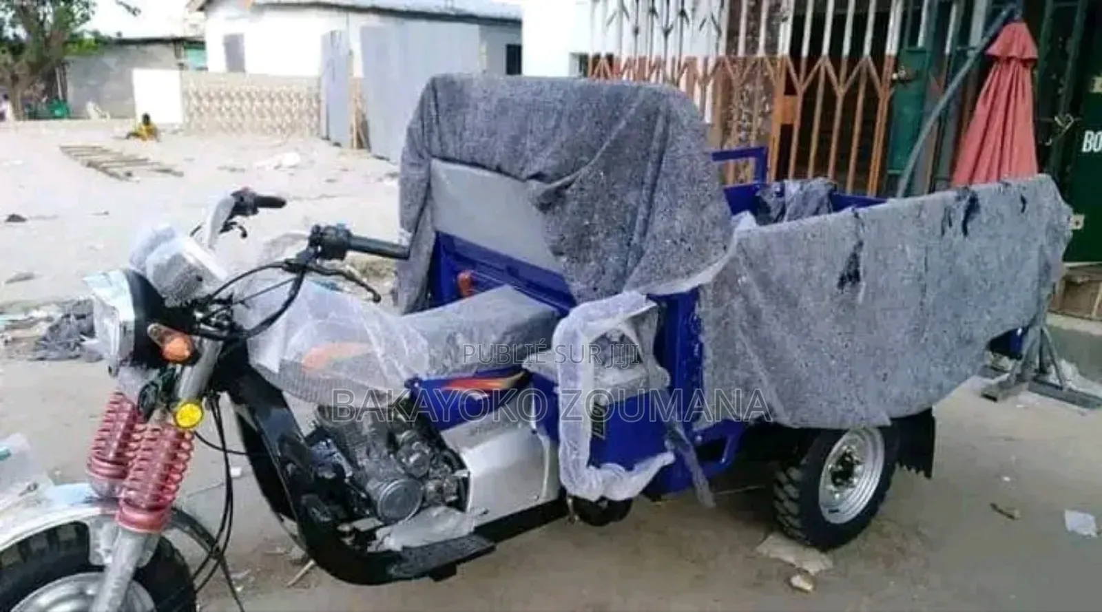 Nouveau Tricycle Ihemas 2026 Bleu