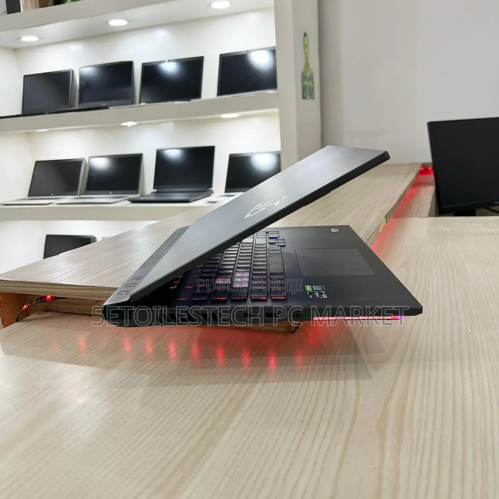 Nouveau Asus ROG Strix G17 16GB AMD Ryzen 7 SSD 512GB