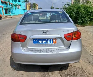 Hyundai Elantra 2008 Gris