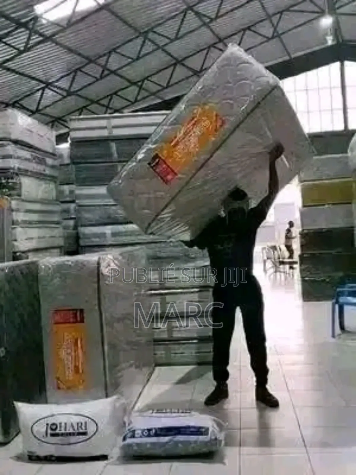 Matelassé Original Est Disponible