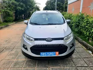 Ford Escape S 4dr SUV (2.5L 4cyl 6A) 2015 Autre