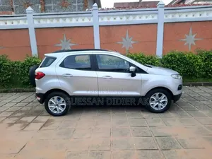 Ford Escape S 4dr SUV (2.5L 4cyl 6A) 2015 Autre