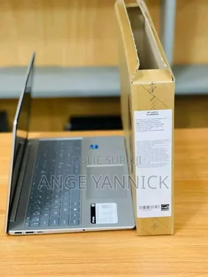 Nouveau HP Stream Notebook 16GB Intel Core i5 SSD 512GB