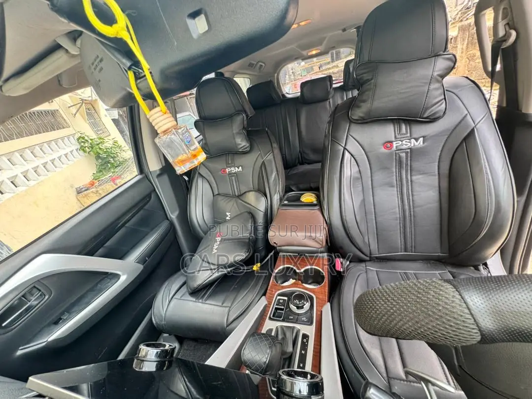 Mitsubishi Montero Sport 2020 Noir