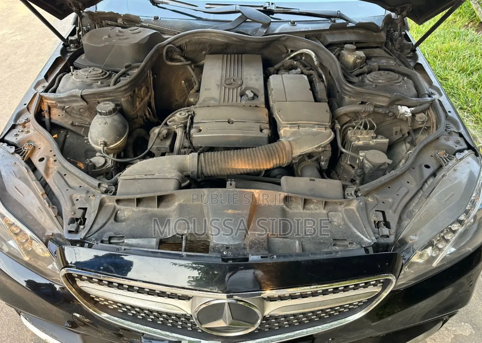 Mercedes-Benz E200 2012 Noir