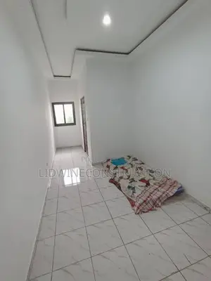 4chbre Duplex dans Cocody à Vendre