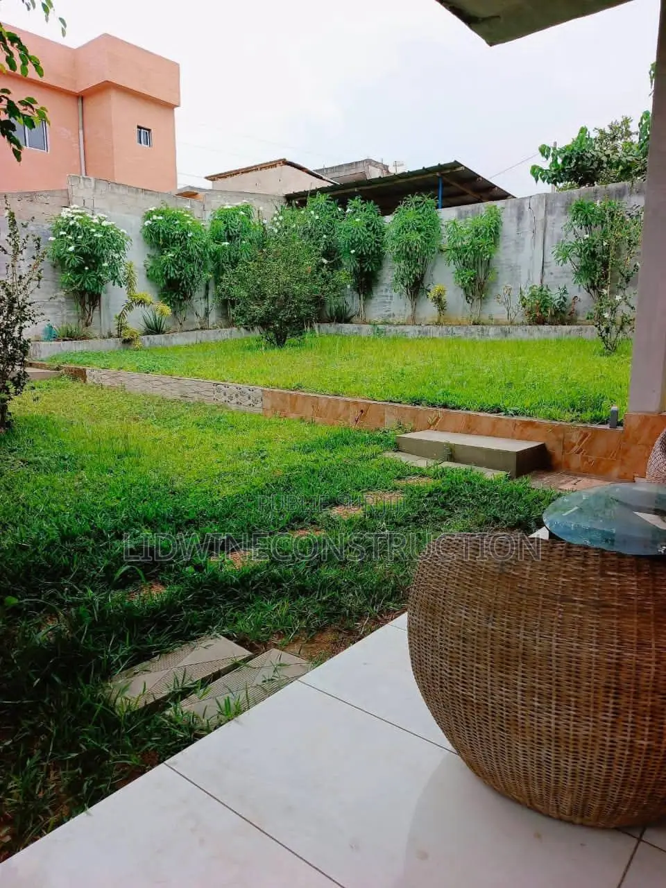 4chbre Villa dans Cocody à Louer