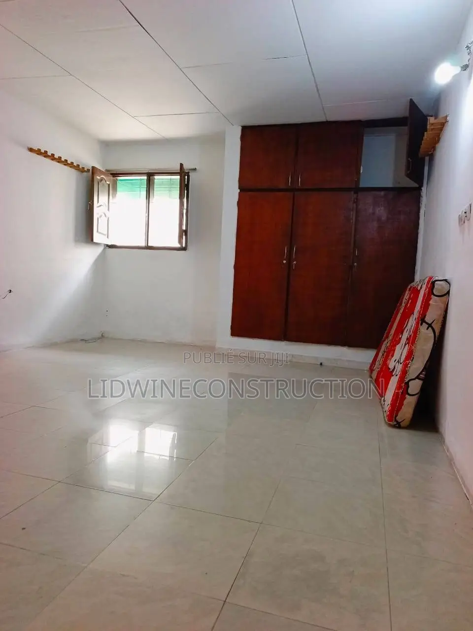 3chbre Villa dans Cocody à Louer