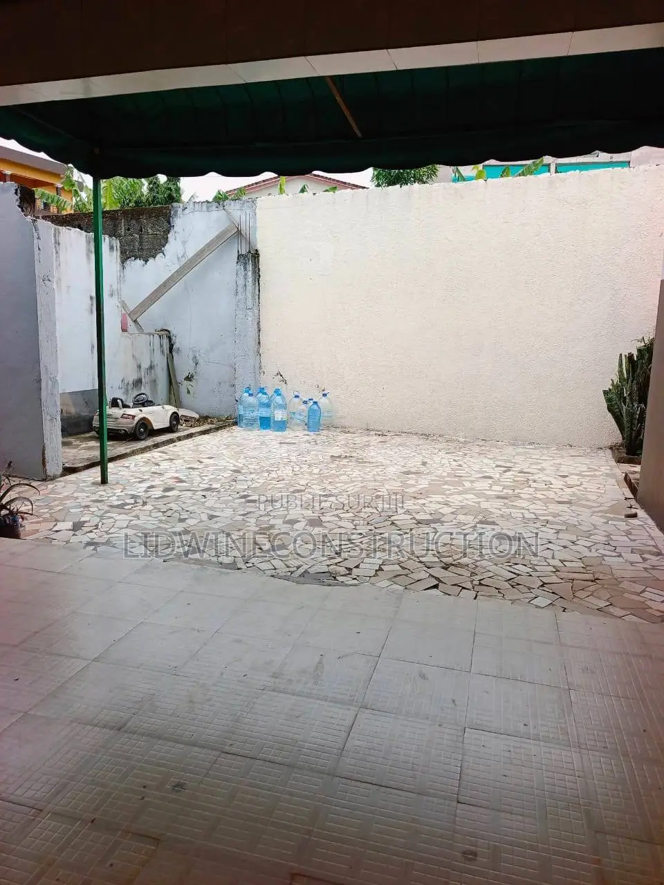 3chbre Villa dans Cocody à Louer