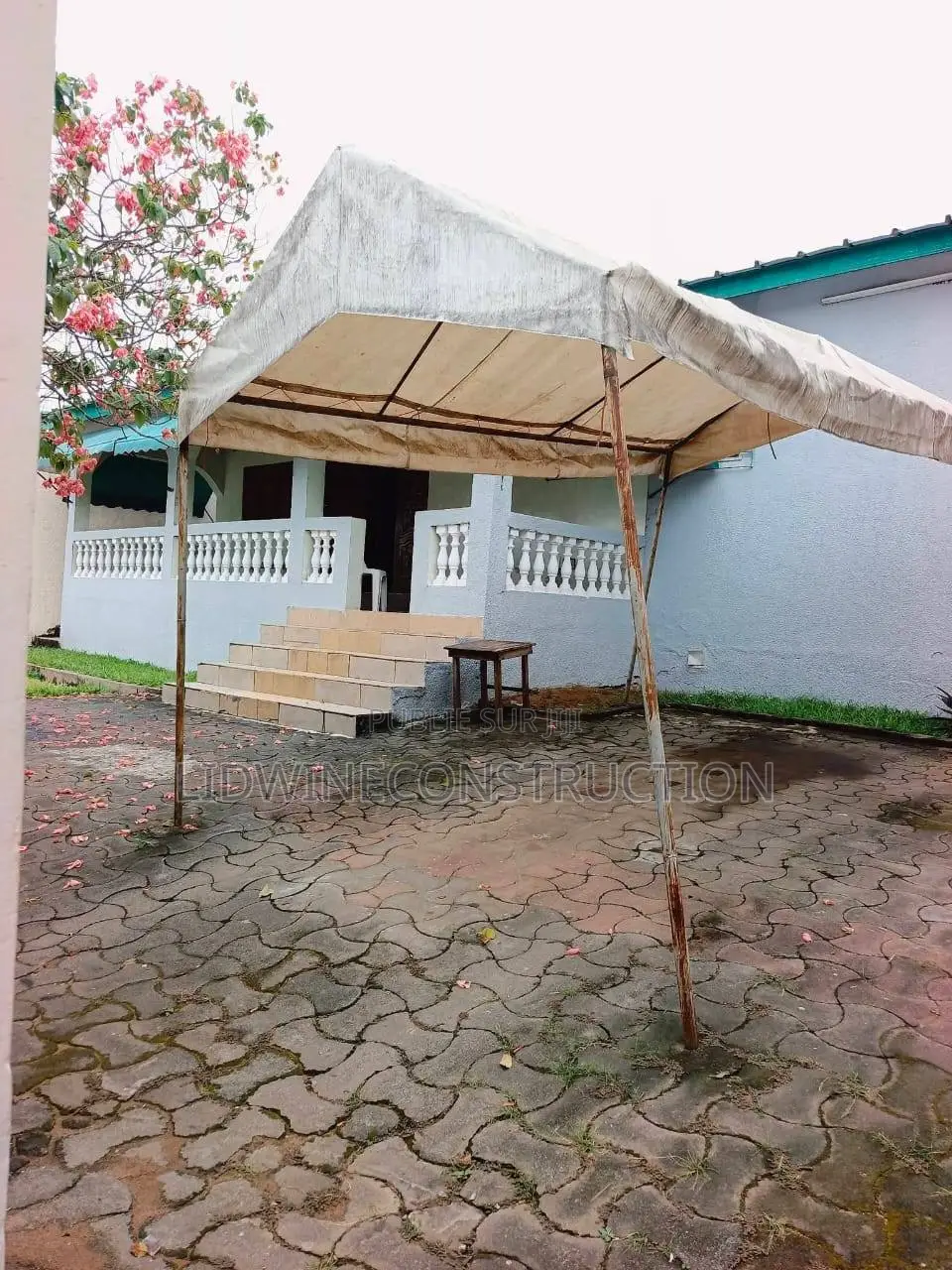 3chbre Villa dans Cocody à Louer