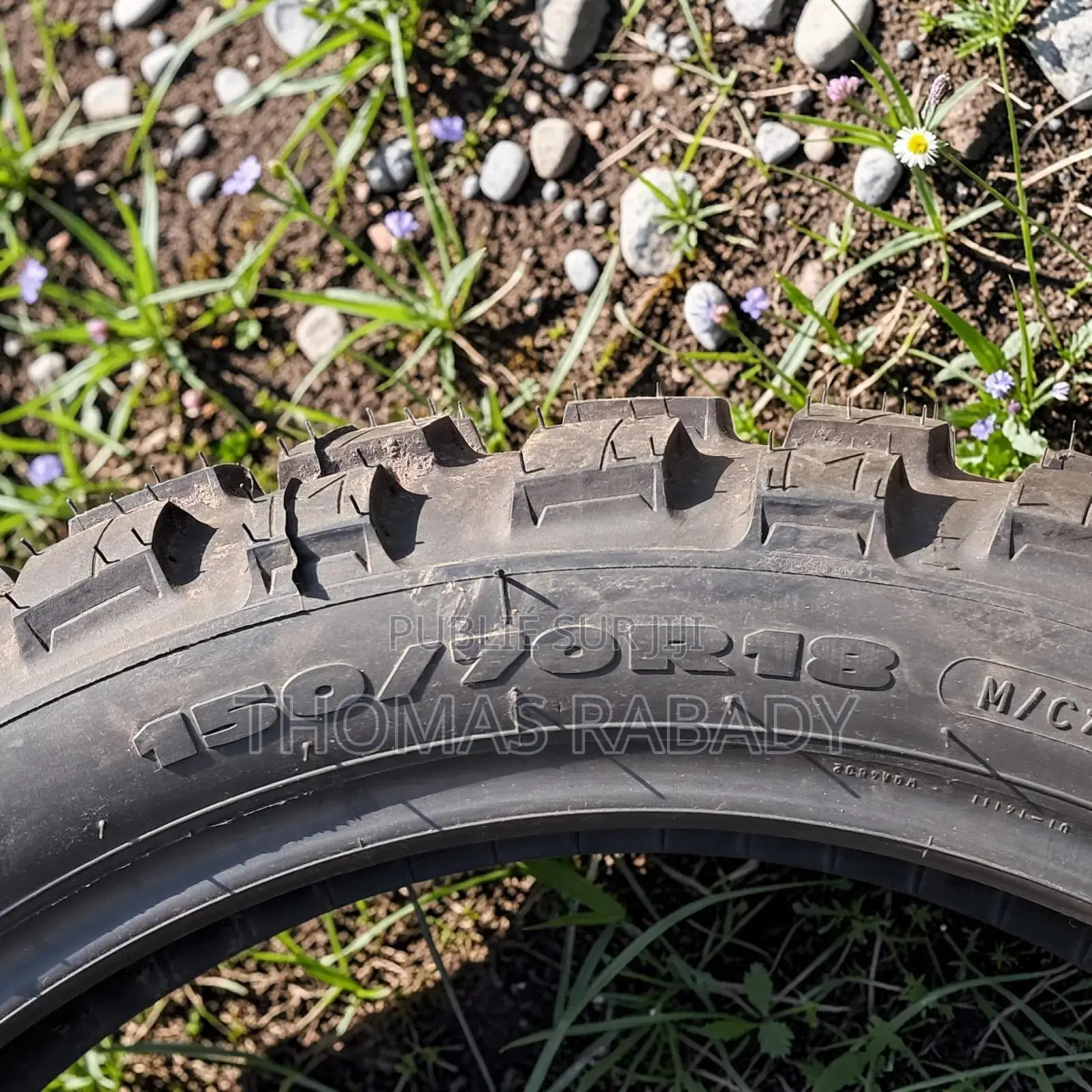 Pneu 150/70 R18