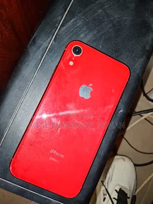 Apple iPhone XR 64 GB Rouge
