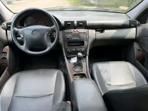 Mercedes-Benz C240 2.6 RWD 2002 Gris